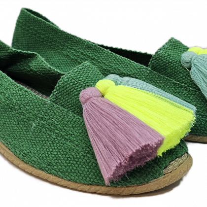 Alpargata color verde con borlas verde amarillo
