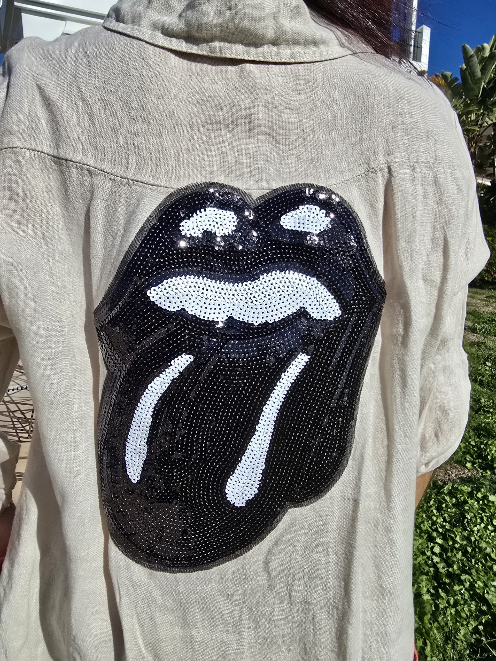 Vestido de Lino beige claro con logo boca negra - Imagen 3