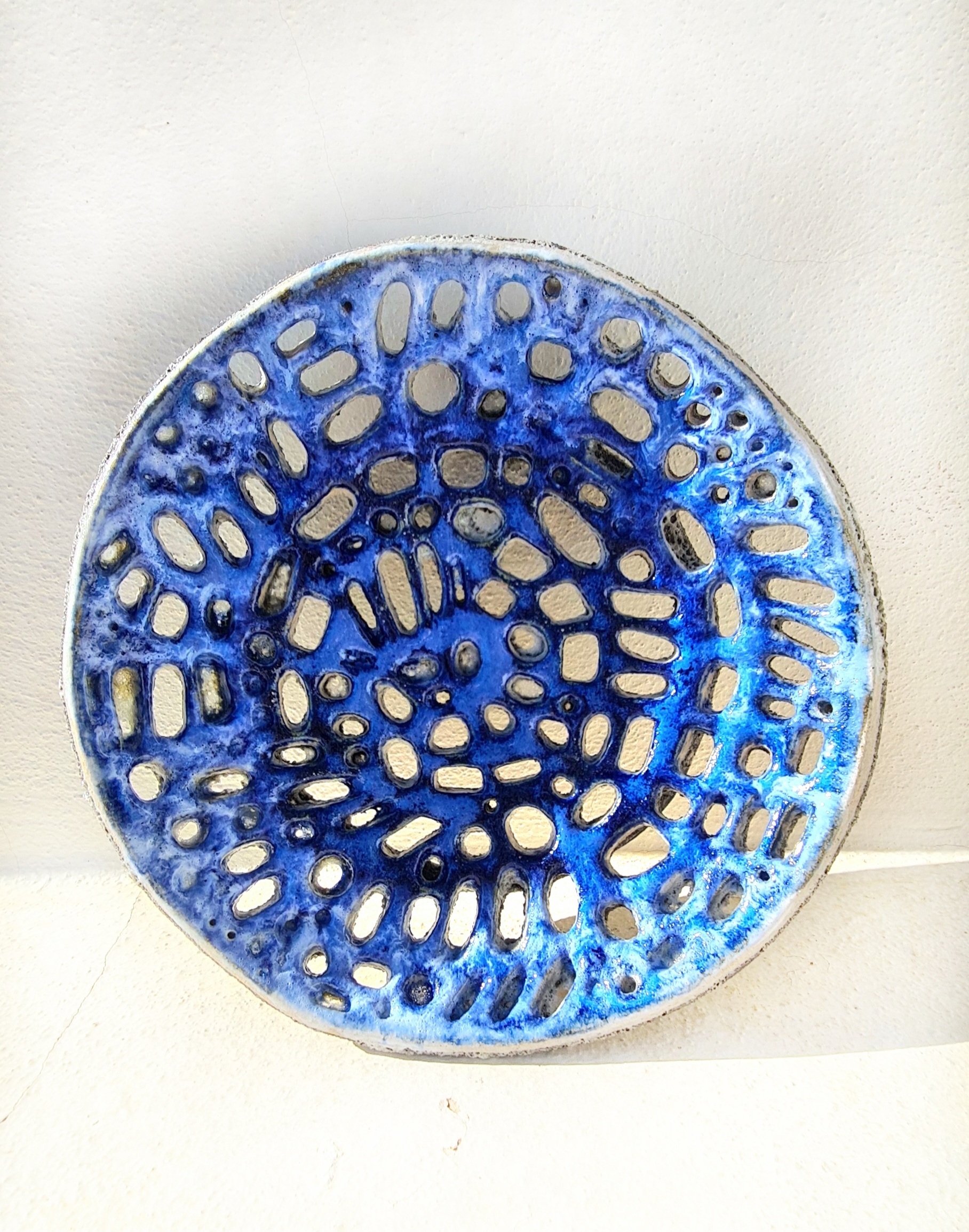 Plato decorativo en cerámica Ocean - Imagen 3