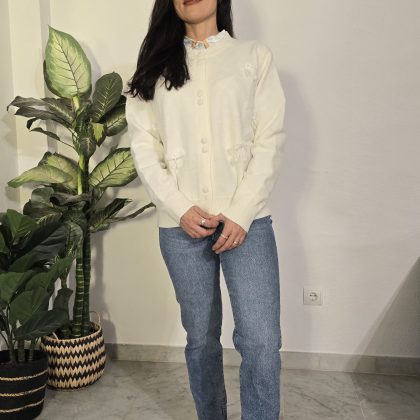 Chaqueta blanca lazos mujer botones perla y tejidos