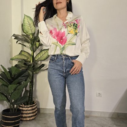 Camisa blanca manga larga mujer flores