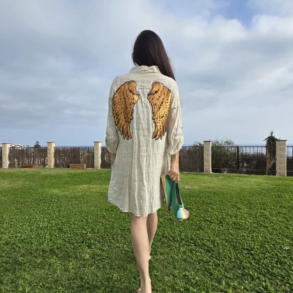 Vestido de Lino corto beige logo alas dorado intenso