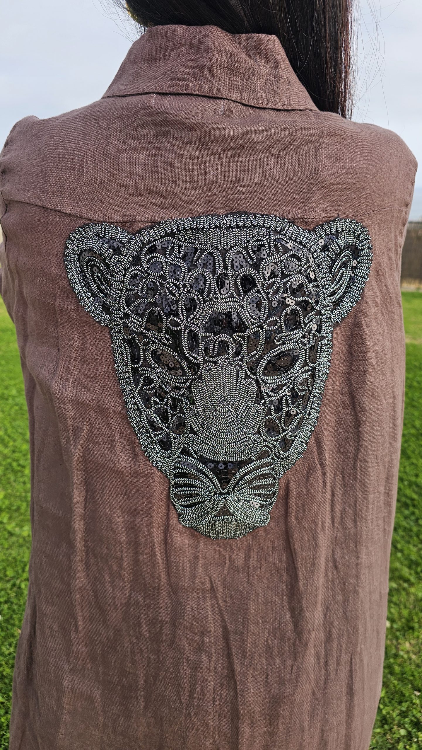 Vestido de Lino corto chocolate logo pantera negra - Imagen 3