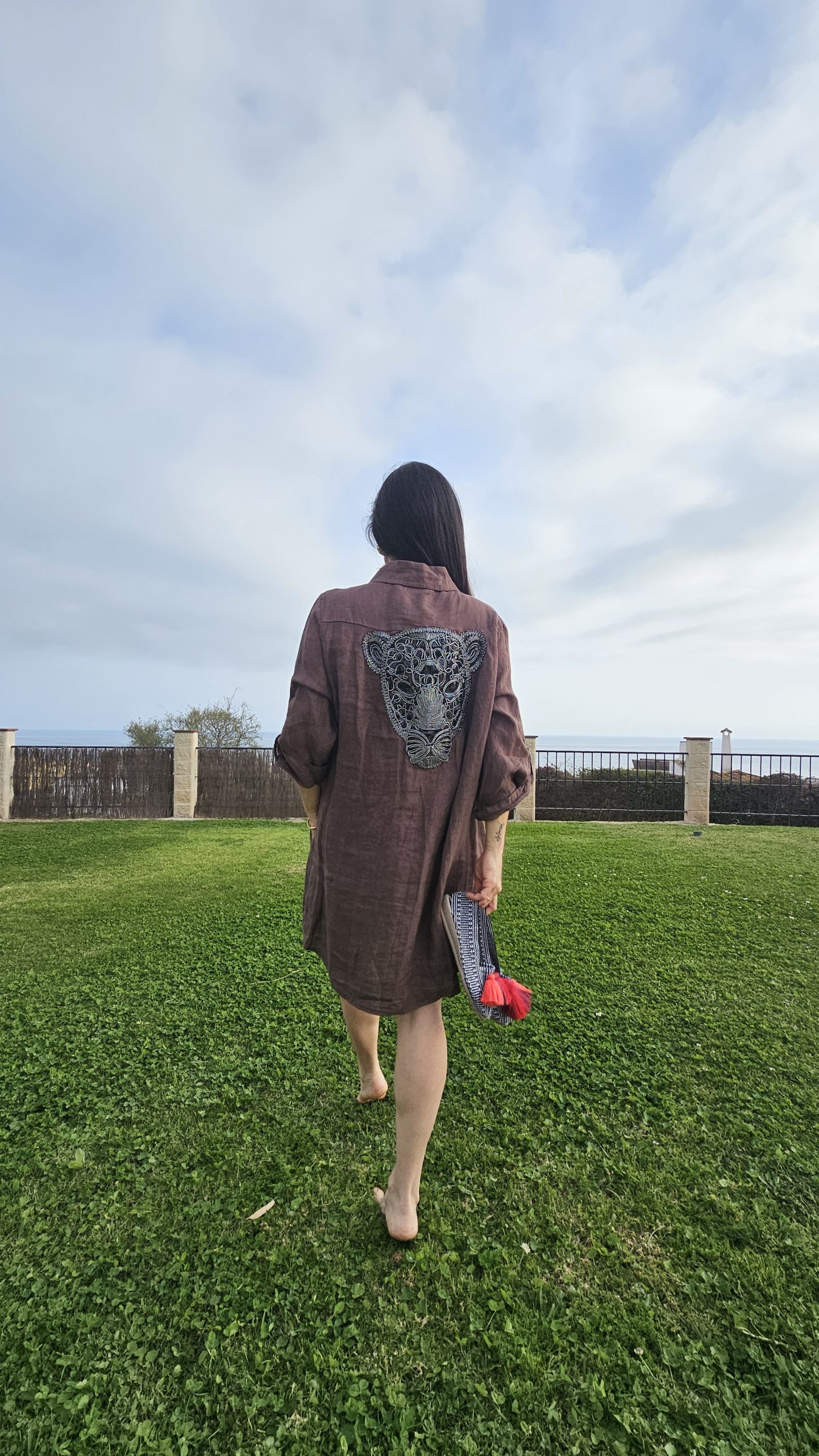 Vestido de Lino corto chocolate logo pantera negra