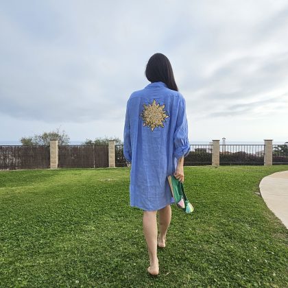 Vestido de Lino Azul corto logo sol radiante