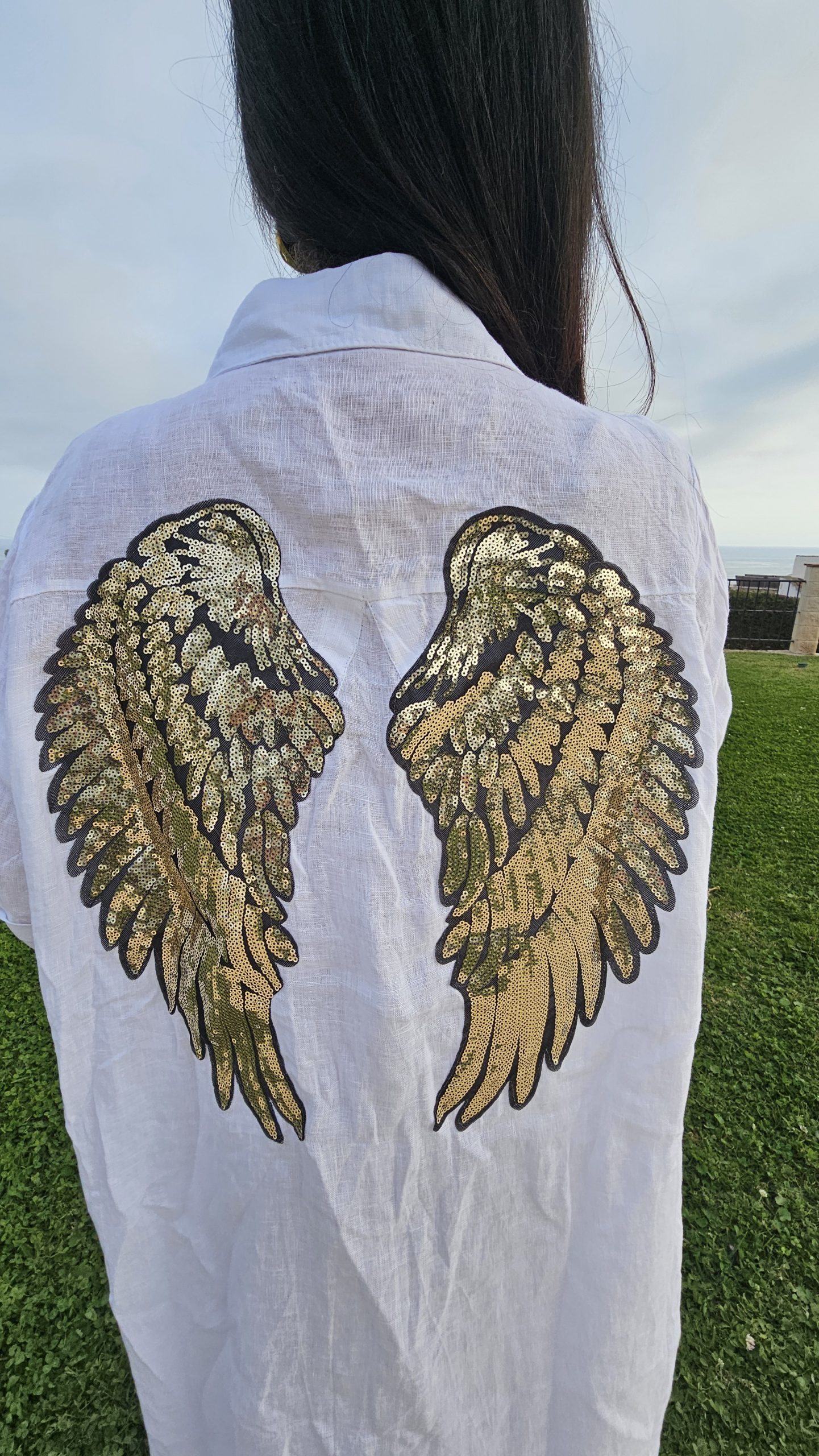 Vestido de Lino blanco logo alas doradas - Imagen 3